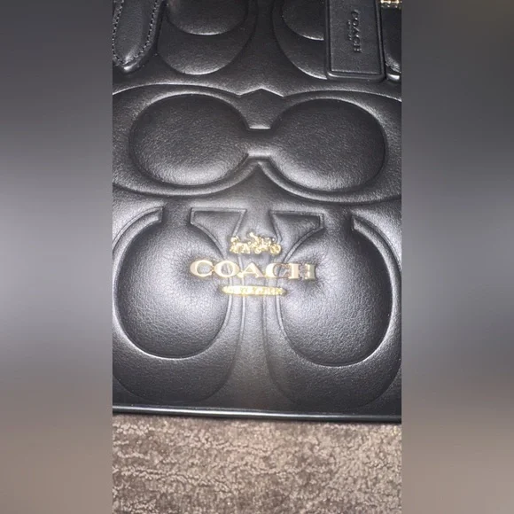 Coach Maggie Small Tote Bag In Signature Leather CY670 Black NWT - Picture 8 of 15